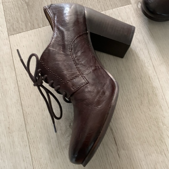 Frye Brown Carson Oxford Heel Size 8.5 M leather lace up - Picture 4 of 11
